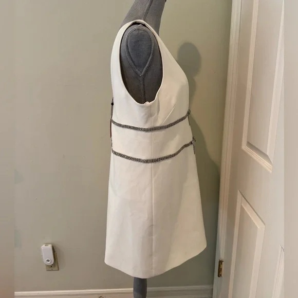 cinq à sept Ivory Label Detail Dress - Picture 6 of 9